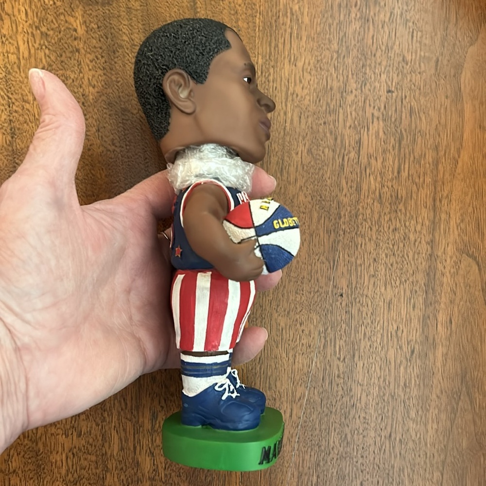 Globetrotters Bobble Head Collectible Marques Haynes 721/1000 - Picture 7 of 8